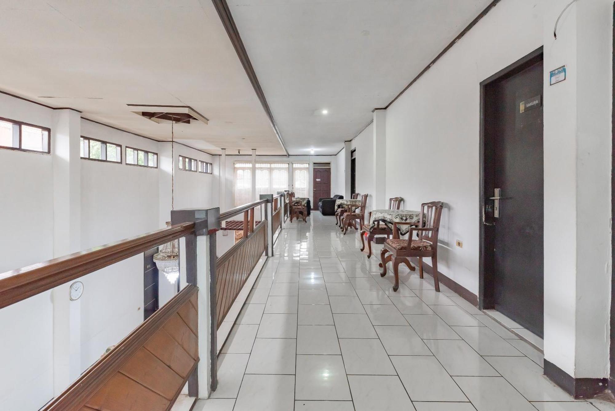 Reddoorz Near Taman Kota Lapang Merdeka Sukabumi Exterior foto