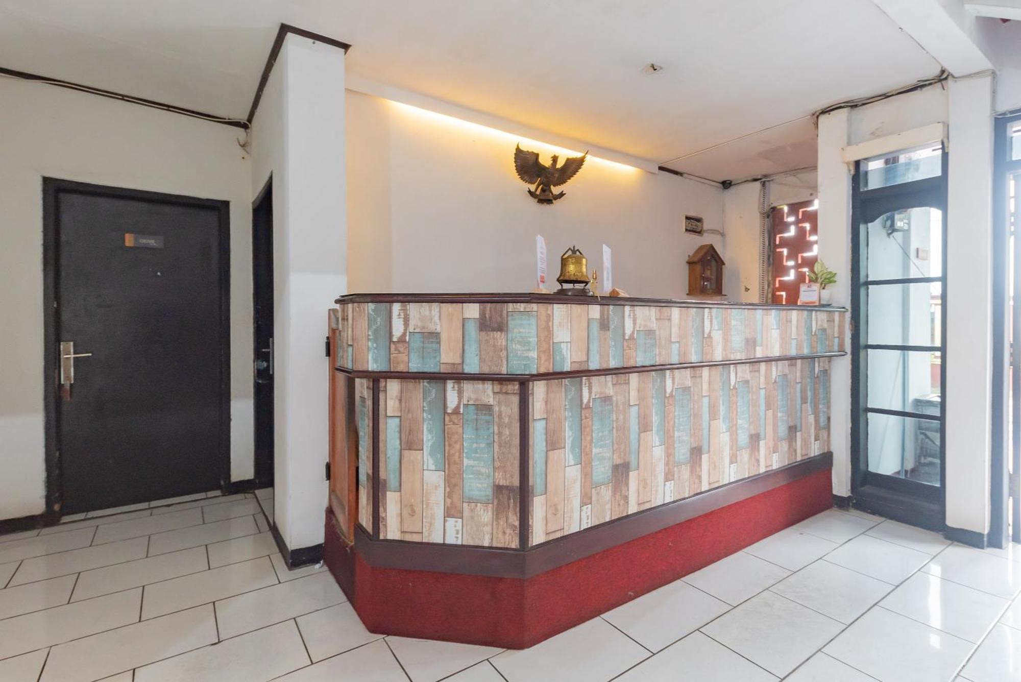 Reddoorz Near Taman Kota Lapang Merdeka Sukabumi Exterior foto